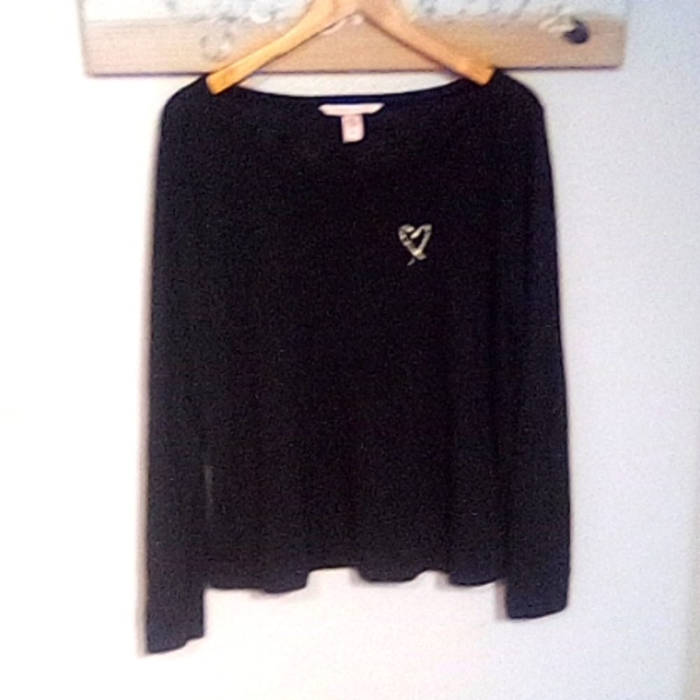5/$13 Victoria's Secret tee